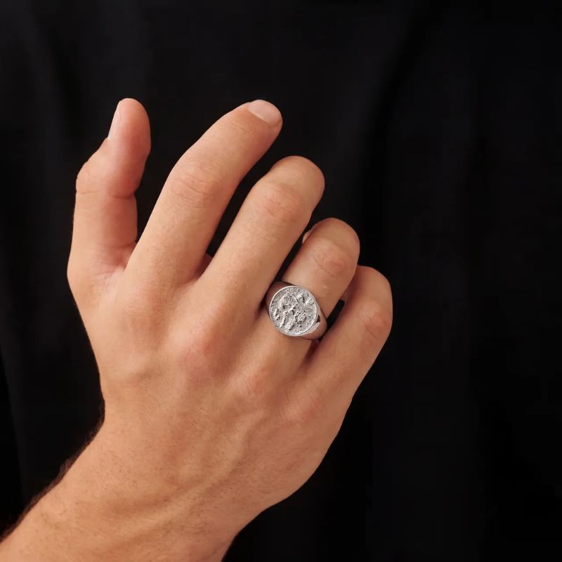 Anello Martellato 1 di 1
