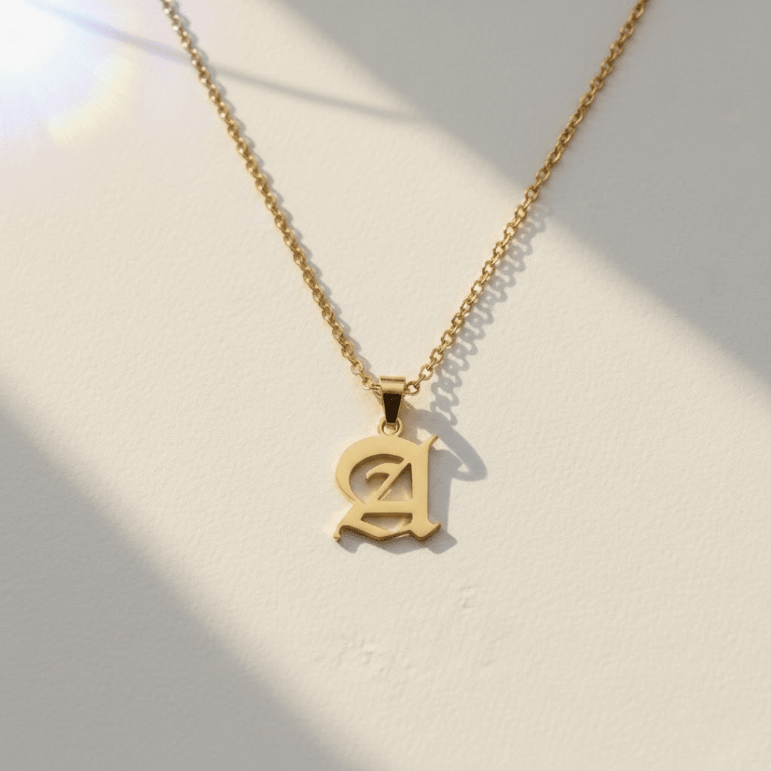 Waterproof gold necklaces and custom pendants from Monrich