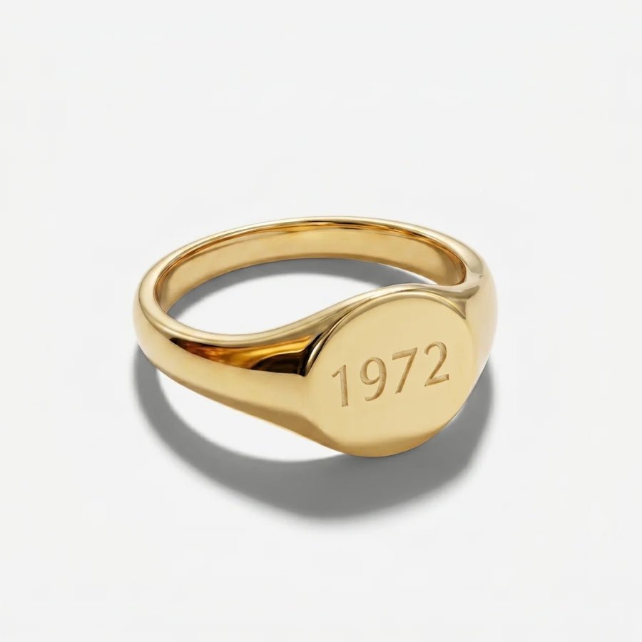 Engraved Year Signet Ring in 18K gold or silver finish