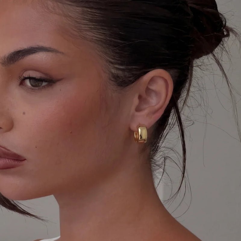 Mini Huggie Earrings - Solace Gold | Monrich